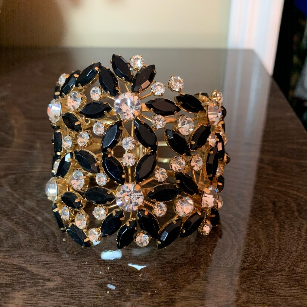 Gorgeous bracelet